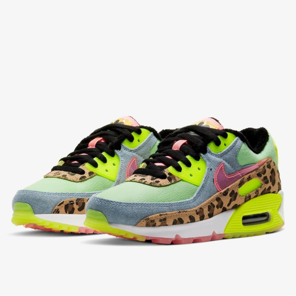 Nike Air Max 90 LX Illusion Green